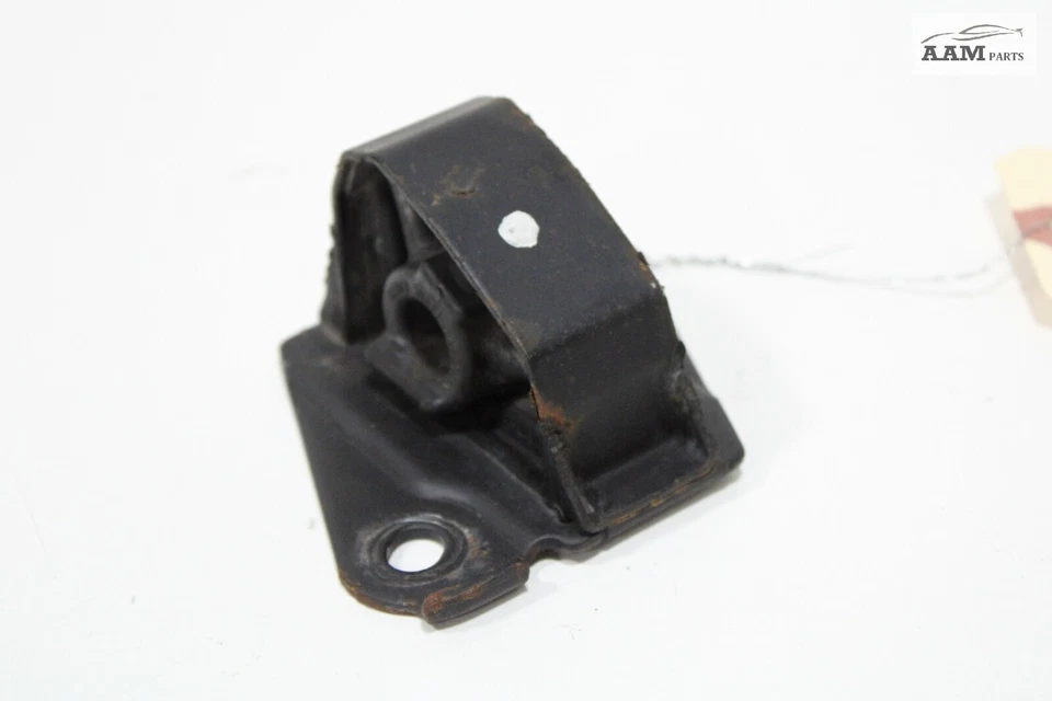 Nissan Máxima 2016-2021 tubo de escape delantero izquierdo aislante soporte colgante OEM Foto 2 de 4