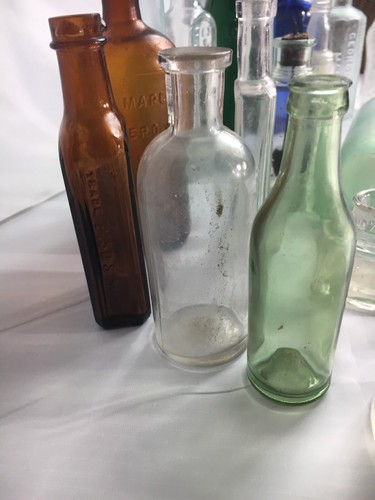 Lot 17 Vintage Bottles Medical & Home Remedies - Picture 8 of 12