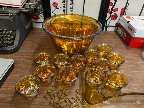 Indiana Iridescent Carnival Glass Marigold Punch Bowl set