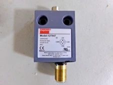 DAYTON 12T947, Plunger General Purpose Limit Switch; Location: Top, (TJ)