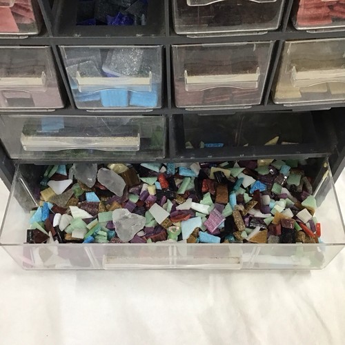 Lot of .75" Square Mosaic Glass Tiles - Assorted Colors w/Containers - Picture 13 of 13