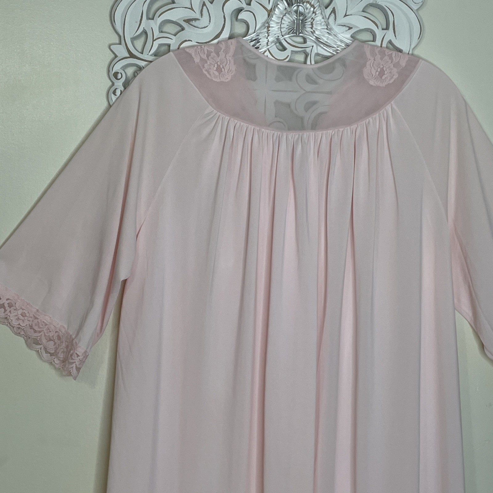 SHADOWLINE Women's size MEDIUM Button up ROBE Elb… - image 11