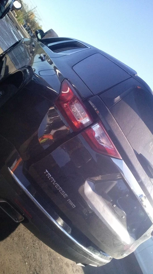 2018 Chevrolet Traverse Right Curtain Air Bag Black 731894 102K Miles Used Foto 3 de 4