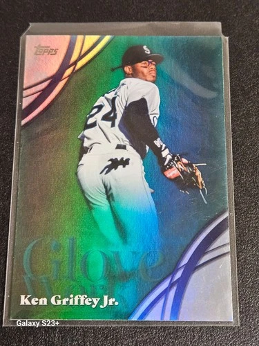 2026 Topps Series 2 Ken Griffey Jr. Base (RAW)