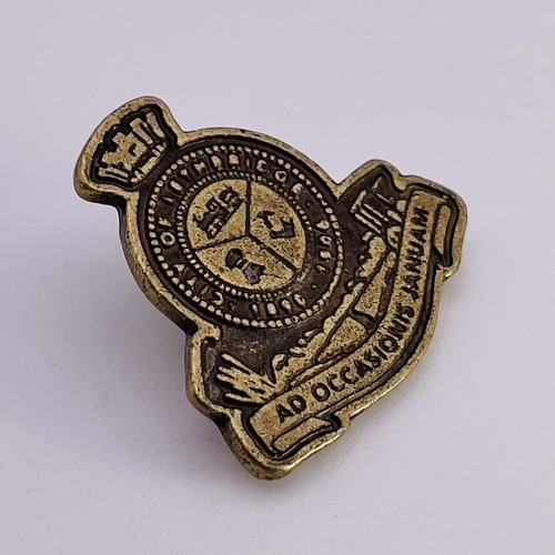 City Of Lethbridge 1890 1906 Ad Ocasionis Januam Alberta Pin - Lapel, Hat - Nice - Picture 2 of 6
