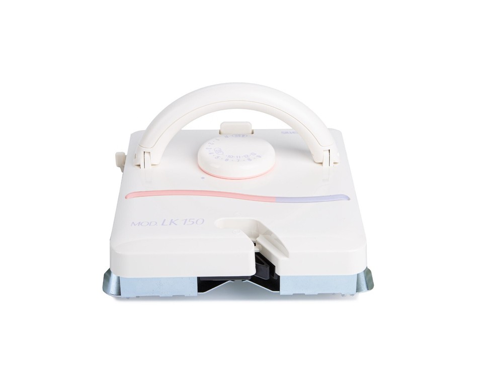 Silver Reed LK150 Knitting Machine - mid gauge 6.5mm, Use DK Aran ...