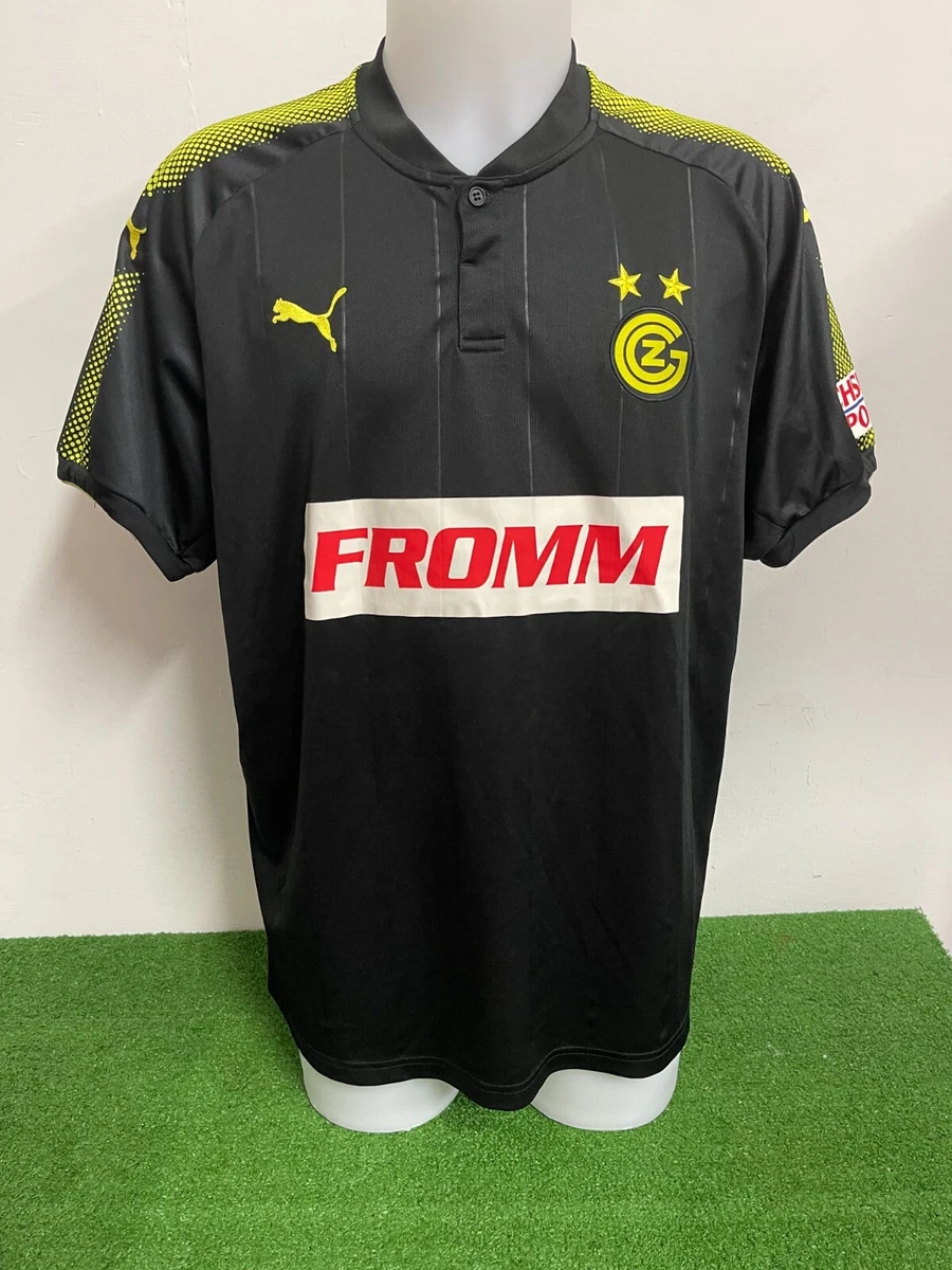 Maillot FC Bâle : un sublime quatrième maillot doré
