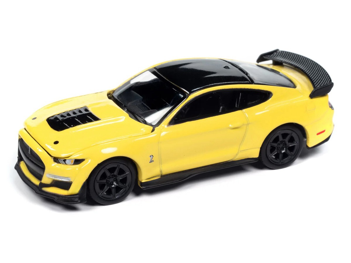 2021 Ford Mustang GT500 Carbon Fiber Track Pack Grabber Yellow w