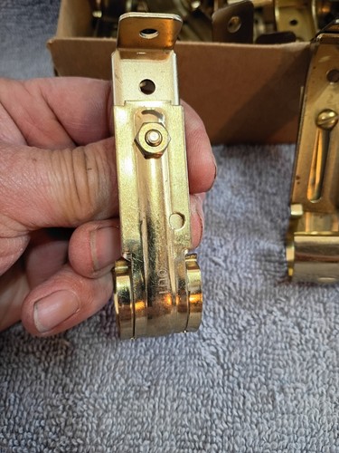 Lot of 11 Metal Curtain & Drapery Pole Rod Brackets Adjustable Brass Finish NOS - Picture 4 of 8