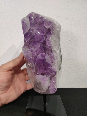 Amethyst Stufe 3,86kg, 26,5cm, Metallständer, Rand freihand poliert, Geode