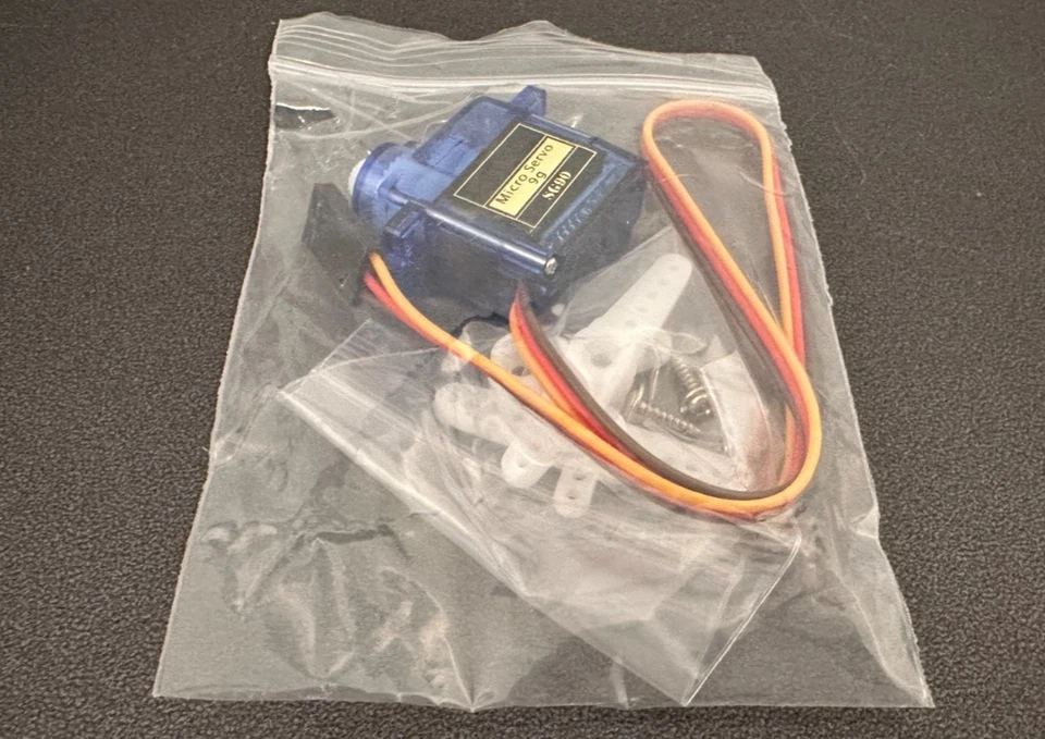 3x SG90 Mini Micro Servo für RC Modelle Flugzeug, Schiff, Auto - Bild 2 von 4