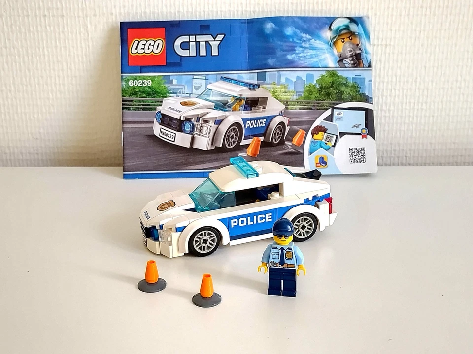 LEGO City 60239 Police Patrol Car, photo 1 sur 5