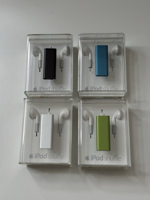 Bundle Apple iPod shuffle 3rd Generation 2GB New & Sealed