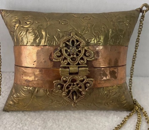 Vintage Brass Copper Shell Pillow Purse Shoulder Bag Mini 30s 40s - Imagen 5 de 13