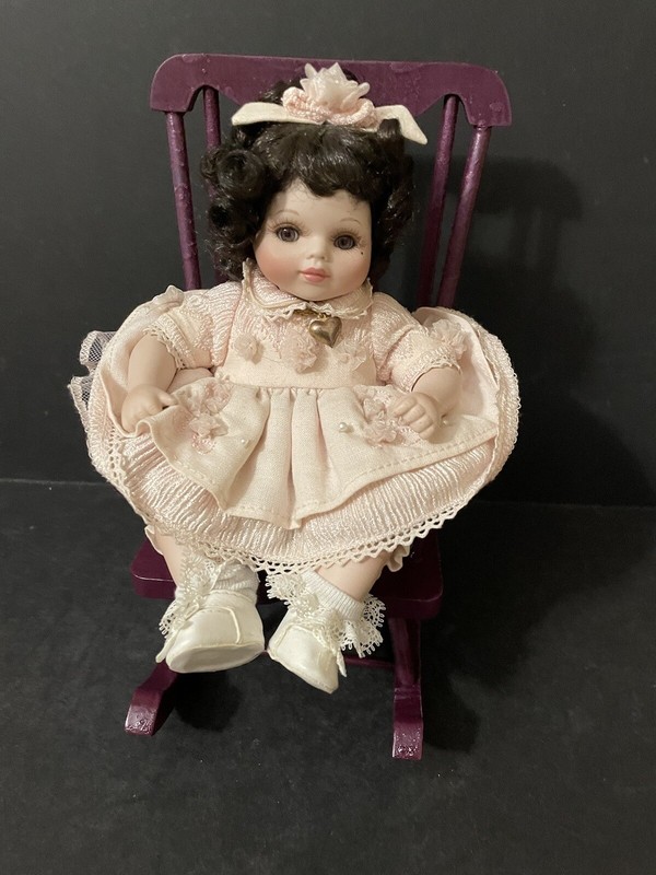 Marie Osmond Doll Porcelain Tiny Tot Brunette Pink Dress 5733 2004 Rocking Chair