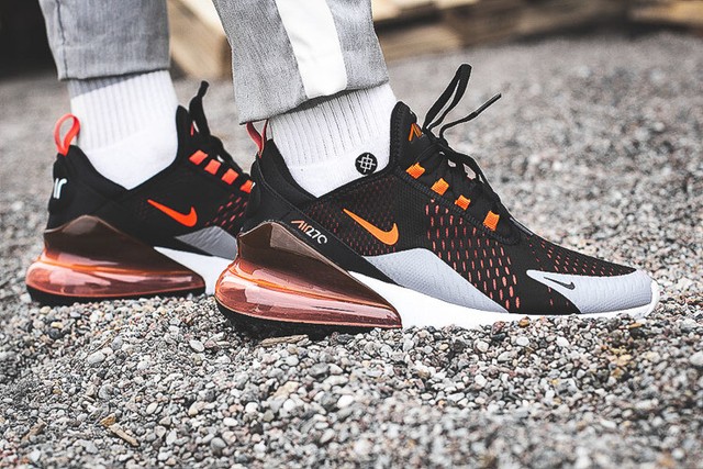 air max 270 black/hyper crimson/wolf grey/bright crimson