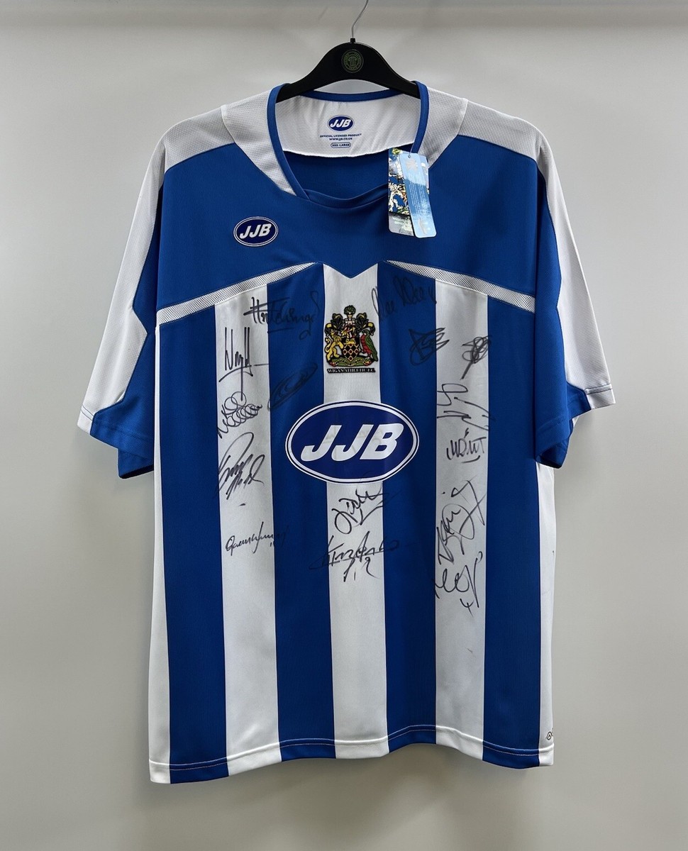 BNWT Wigan Athletic Signed Home Football Shirt 2005/06