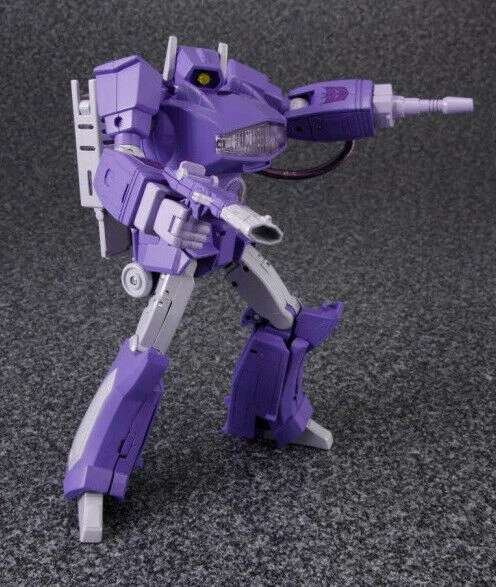 TRANSFORMERS MASTERPIECE MP-29 DESTRONLASER WAVE SHOCKWAVE ACTION FIGURE BOX SET - Image 3 of 4