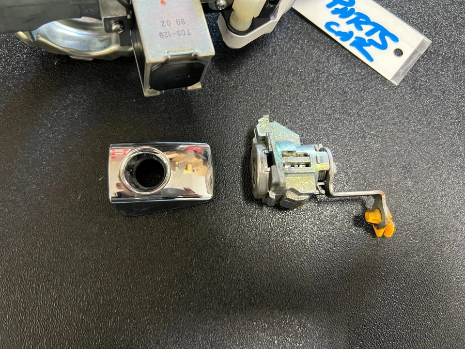 Interruptor de encendido Subaru Forester 2009-2013 bloqueo con llave OEM (para 2013 Forester) Foto 3 de 4