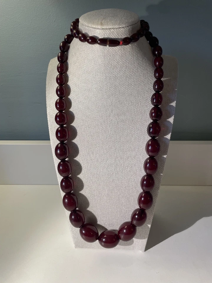 112.97grams opera length Cherry Amber Bakelite bead Necklace Internal Streaking  - Image 2 of 4