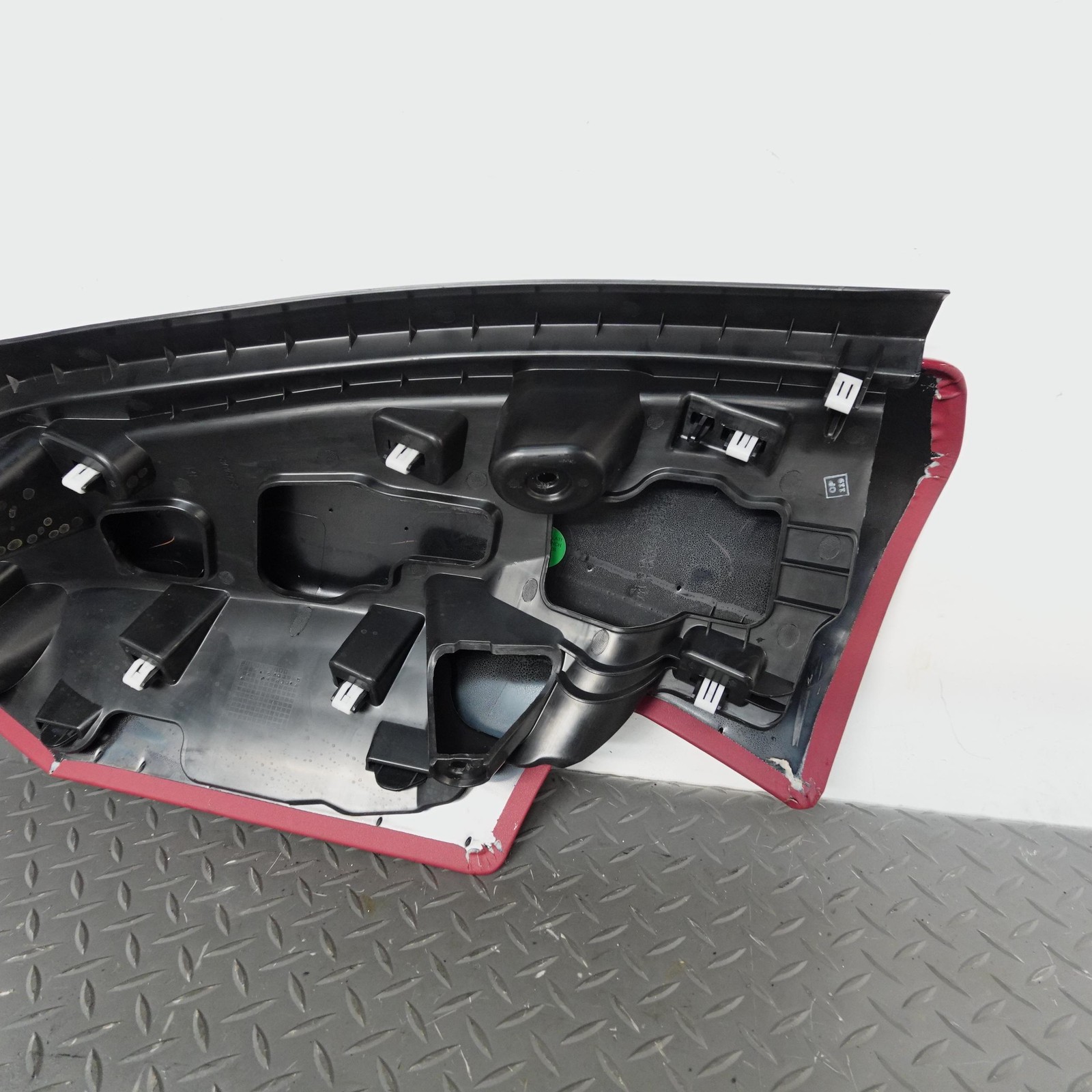 Maserati Grecale Folgore 2023-2026 Rear Right Lower Quarter panel trim