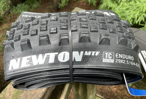 New GOODYEAR Newton MTF Enduro Tire 29x2.5 BK TC - Picture 3 of 5