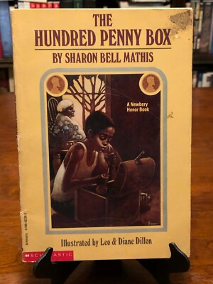 THE HUNDRED PENNY BOX by Sharon Bell Mathis (1ST SCHOLASTIC PRINTING) Good+ Cond