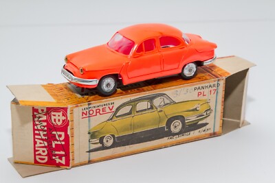 NOREV DYNA PANHARD +BOITE LAPIN ET RHODIALITE NO SOLIDO DINKY
