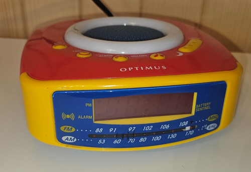 Vintage Radio Shack Optimus CR-316 AM/FM Radio Kids Alarm Clock Tested