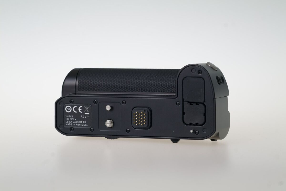 Leica HG-SCL4 SL Multifunctional Hand grip for the SL Camera Leica HG-SCL4 SL Multifunctional Hand grip for the SL Camera