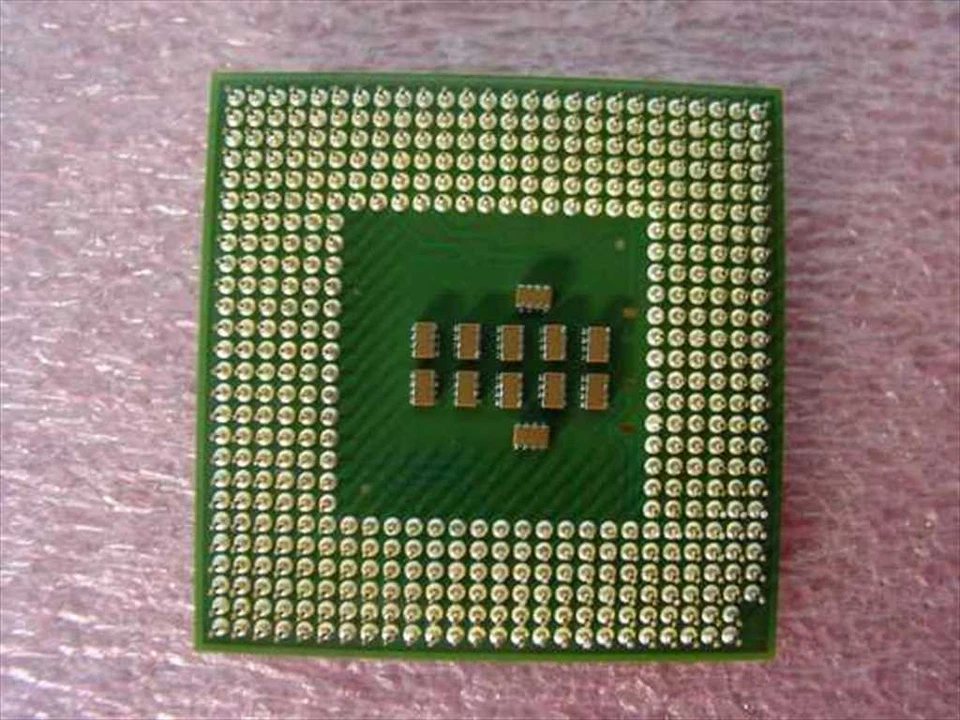 Intel SL642 Pentium 3 PIII Celeron CPU Processor 1133/256 - RH80530 - Socket 479 - Image 2 of 3