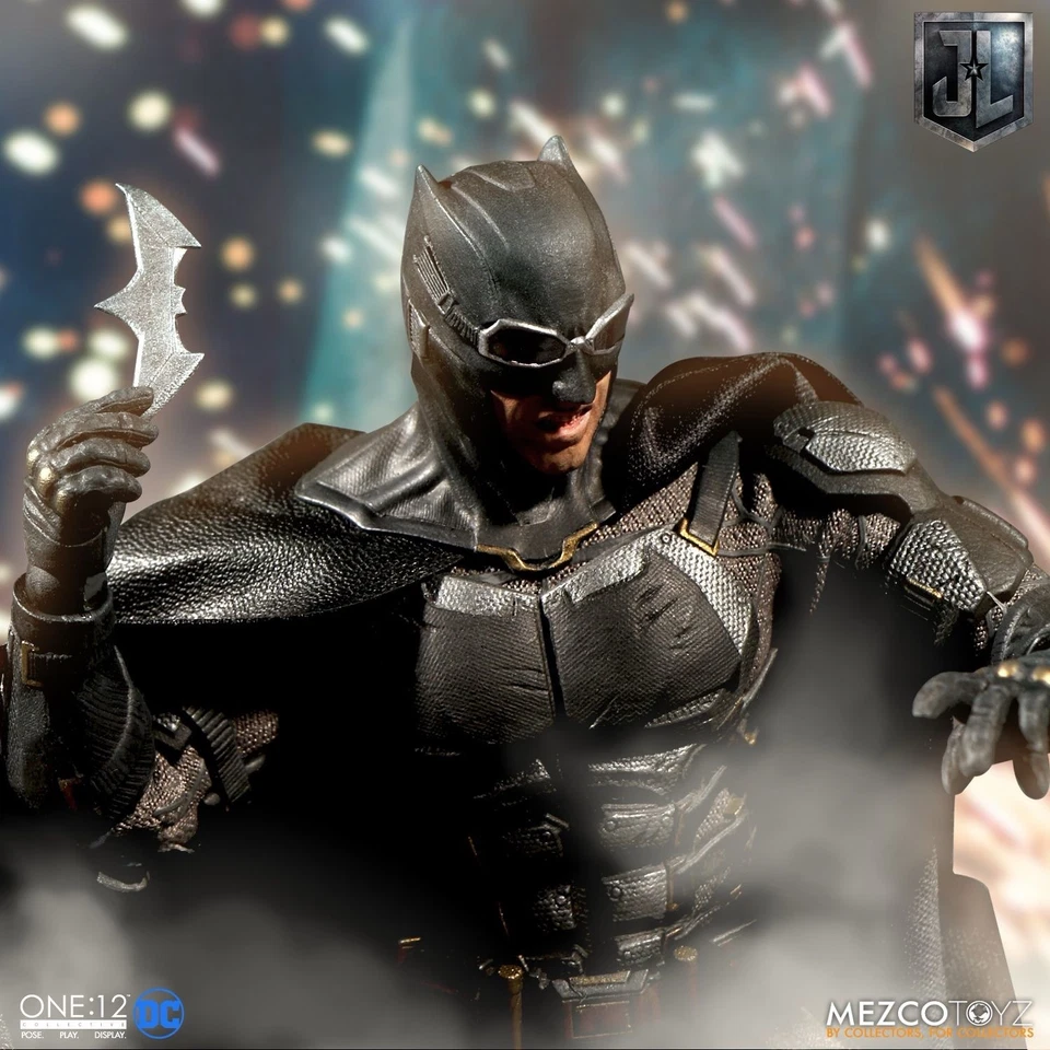 Mezco One 12 Colectivo DC Liga de la Justicia Película Táctica Batman Mezco Foto 2 de 4