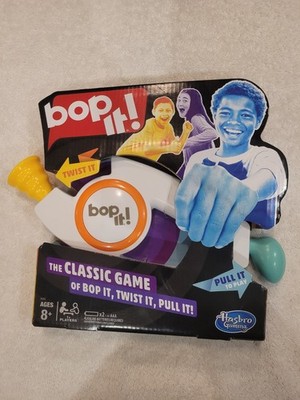 Bop It Game Hasbro E6393 New Open Box Damaged Packaging Complete Tested Working