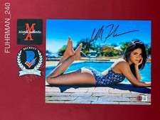 Isabelle Fuhrman autographed signed 8x10 photo model pose Beckett COA
