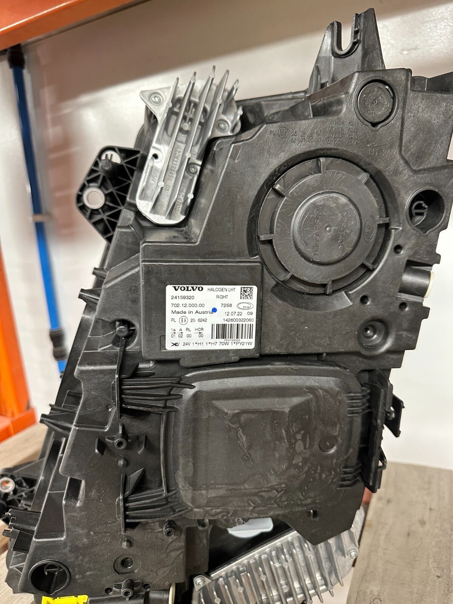 VOLVO FH EURO 6 DRIVERS SIDE HEADLIGHT - 24159320 | eBay 
