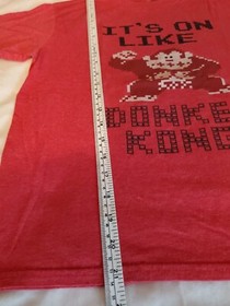 Nintendo It's On Like Donkey Kong NES Arcade Classic Boys T-Shirt Medium