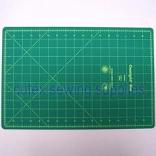 Omnigrid Cutting Mat 5.5" X 8.5" With Grid Self-Healing Mat