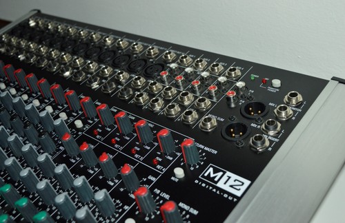 Soundcraft M12 Mixer Mischpult Vorverstärker - Bild 4 von 11