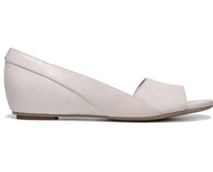 Naturalizer roma shop flat