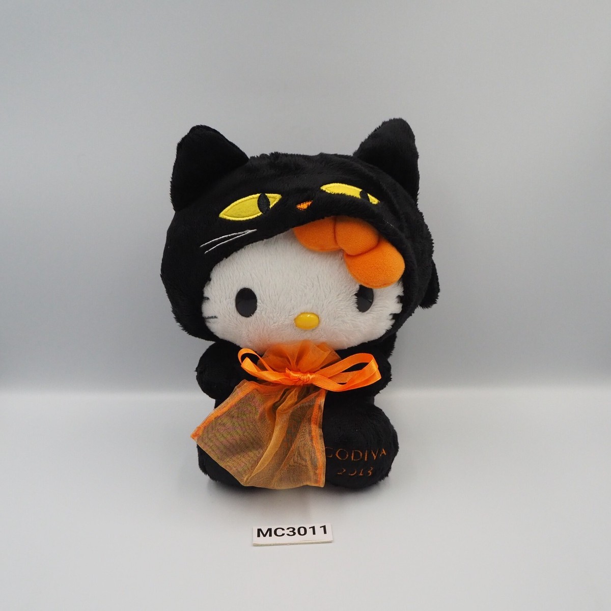 Hello Kitty MC3011 Sanrio Smiles 2016 Godiva Plush 10