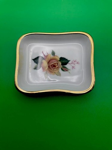 Antiguo anillo de flores pintado a mano Limoges plato adorno dorado porcelana francesa rara - Imagen 2 de 7