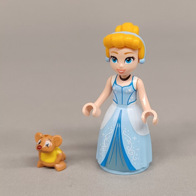 New LEGO Disney Princesses: Cinderella Minidoll/Minifigure (43266) w/ Gus mouse