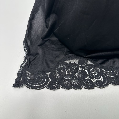 Vanity Fair Women’s Size 24” M Black Half Slip Slit Lace Trim - Picture 5 of 10