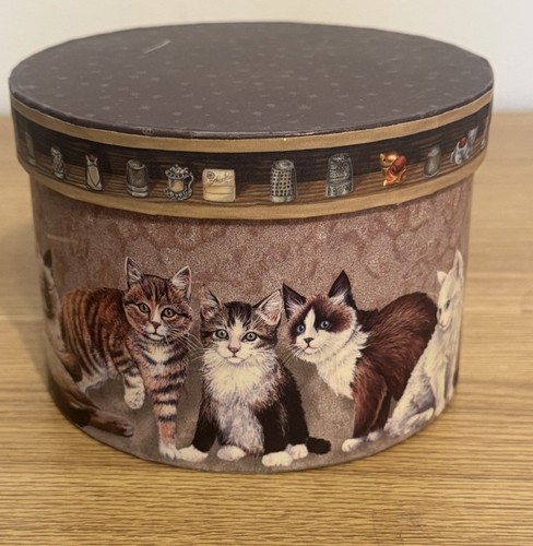 Kitty City Revelations Round Trinket Storage/jewelry Box with Divided Tray Lid - Picture 3 of 9