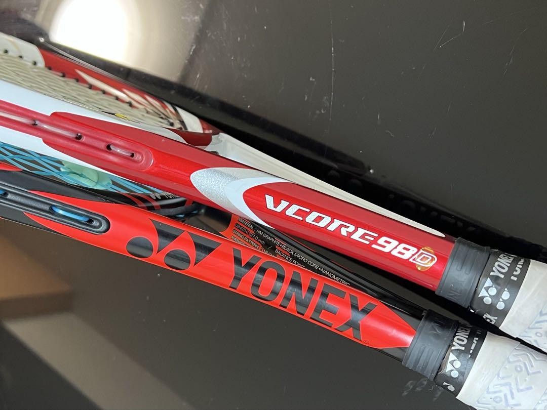 YONEX VCORE 98D & VCORE TOUR F Tennis Racquet Set of 2 Grip YONEX VCORE 98D & VCORE TOUR F Tennis Racquet Set of 2 Grip