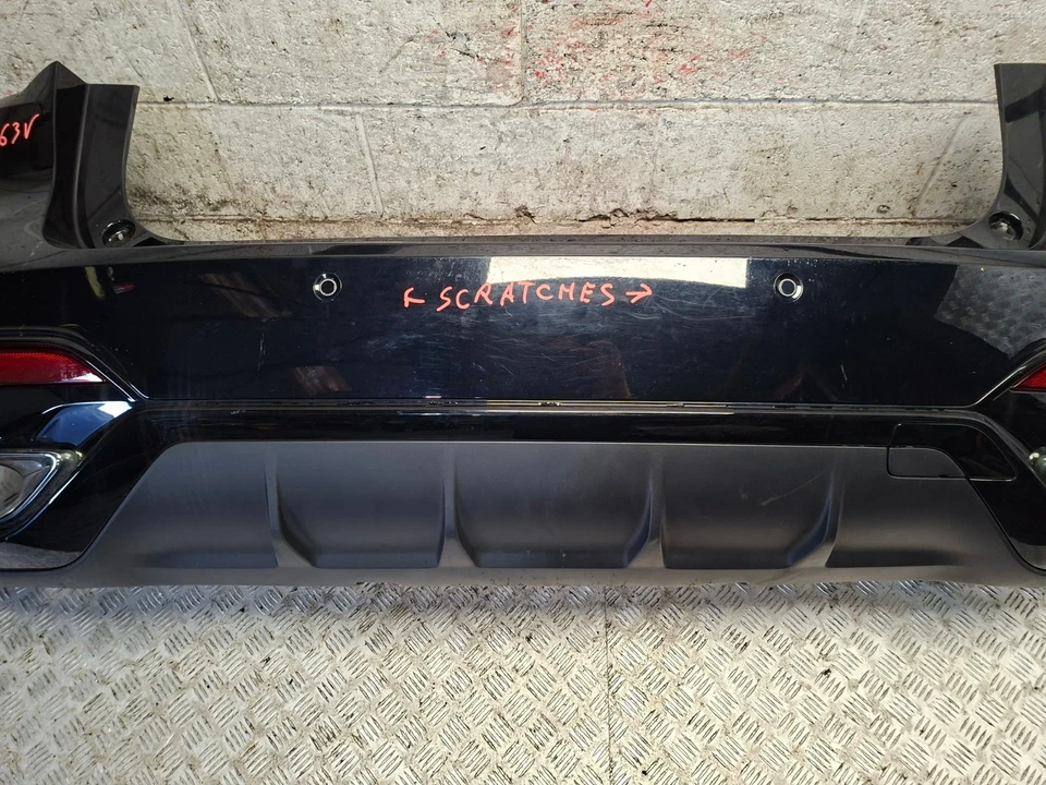 MG HS 2024 COMPLETE REAR BUMPER WITH PARKING SENSORS IN BLACK - Image 4 of 4