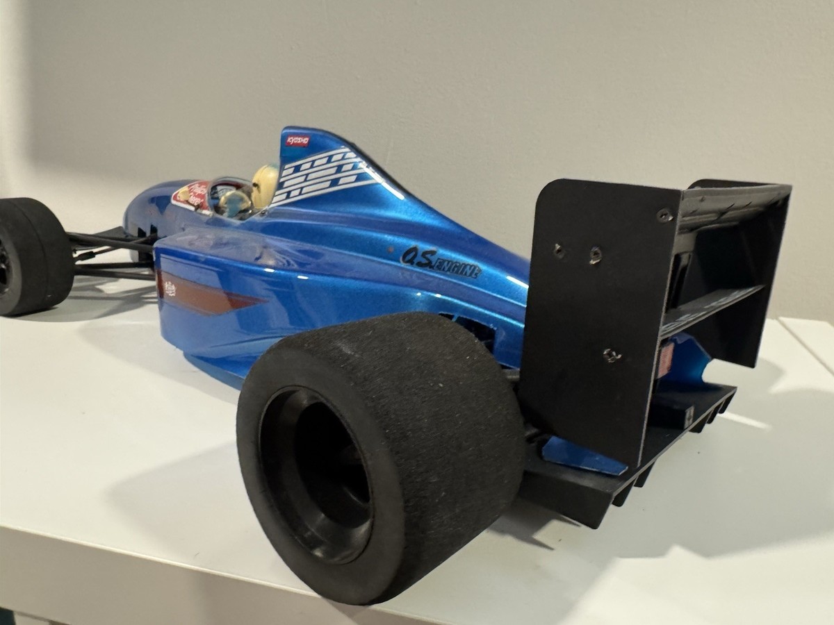Vintage Rare Kyosho Gp10 1/8 F1 Nitro Jordan Yamaha 192 Gp Sasol