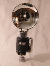 TOTCO Flash-Tronic Model BL-PS Dynamo-Powered Flash, Patented 1941