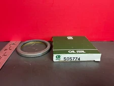 SKF/CHICAGO RAWHIDE 505774- OIL SEAL