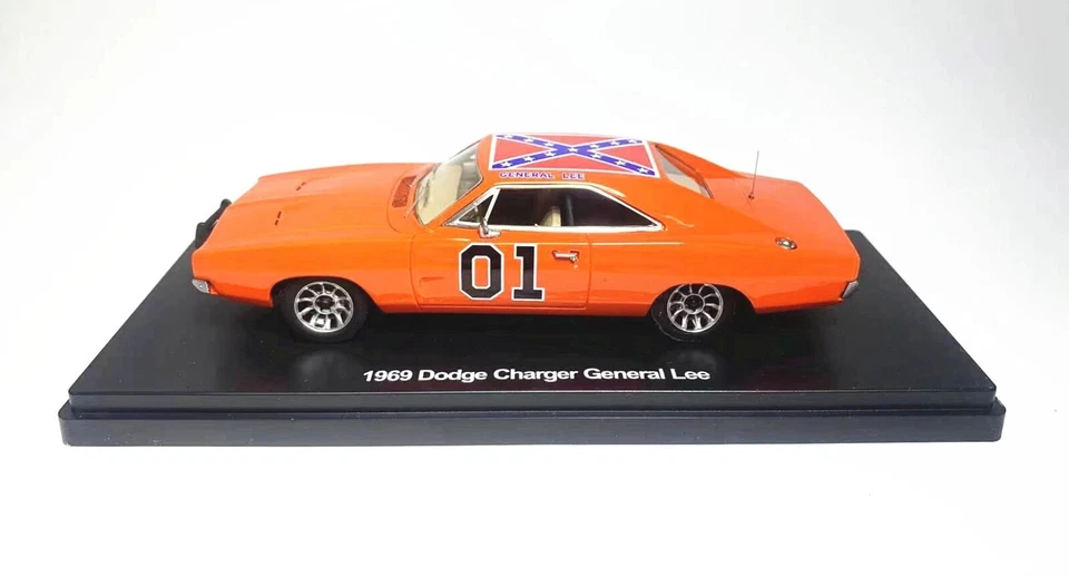1/43 Auto World Resin GENERAL LEE 1969 Dodge Charger Model Car - Image 3 of 4